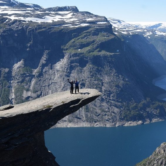 1511637523-trolltunga-viamarpi005-large2
