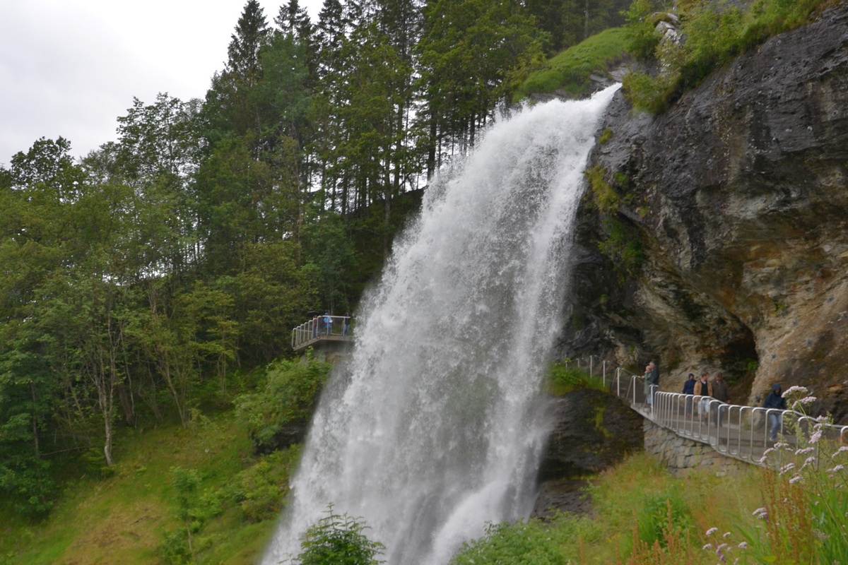 Steindalsfossen