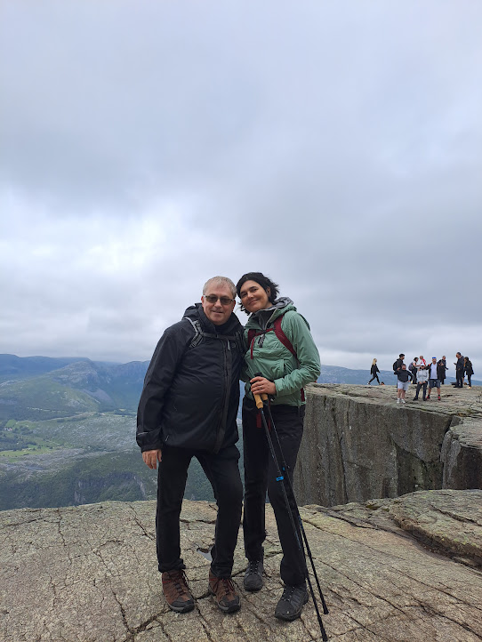 1689592740-Preikestolen