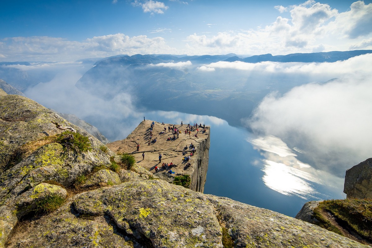 Lákavé Norsko - země fjordů, Preikestolen